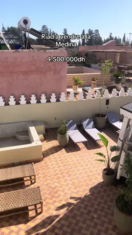 Discover this sumptuous furnished Riad of 180 m² in Sidi Amara Medina , just 20 minutes walk from the jamaa El fna place! 🌟 ✨ A real jewel combining tradition and modern comfort: •	 Large patio with dining room & 2 spacious living rooms •	 Fully equipped kitchen + functional office •	 7 bedrooms including 5 with private shower room •	 Sunny terrace with pool and rooftop with breathtaking views of the Atlas and the Koutoubia 🏔️🕌 Ideal to experience Moroccan authenticity or invest in an exceptional setting! 📍 Parking access at 250 m 🔥 Who already imagines their next stay or Life ?           Découvrez ce somptueux Riad meublé de 180 m² à Sidi Amara Medina , à seulement 20 min à pied de la place jamaa El fna ! 🌟 ✨ Un vrai bijou alliant tradition et confort moderne : •	Grand patio avec salle à manger & 2 salons spacieux •	Cuisine entièrement équipée + bureau fonctionnel •	7 chambres dont 5 avec salle de douche privative •	Terrasse ensoleillée avec bassin et rooftop avec vue imprenable sur l’Atlas et la Koutoubia 🏔️🕌 Idéal pour vivre l’authenticité marocaine ou investir dans un cadre d’exception ! 📍 Accès parking à 250 m 🔥 Qui imagine déjà son prochain séjour ou vie dans ce cadre unique ? Commentez ou taguez la personne avec qui vous voudriez découvrir ce Riad ! 💬👇 #ImmobilierMaroc #RiadDeRêve #SidiAmara #MedinaMarrakech #VueAtlas   