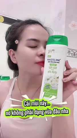 Lần đầu tiên tui chấm sữa tắm 9/10, Sáng mịn thơm là 3 từ dành cho em Sữa tắm Hazeline sữa gạo hương hoa bưởi này  #Hazeline #SữaTắmHazeline #TrắngGìMàThơmThế #HazelineNướcHoaĐeee #HợpTáccùngUnilever
