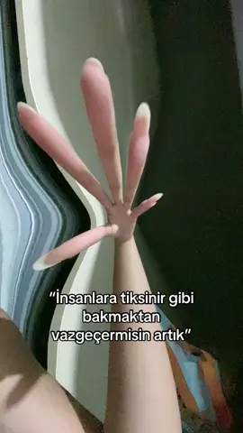 Parmağımı tam kapatamıyorum diğeride bükülüyooğğ😭#fyppppppppppppppppppppppp #keşfet#akım #nonono #tutarmı 