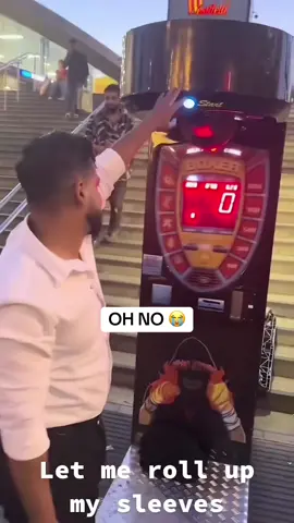 Gotta be a record 😂😂 (@Hardhitterzuk) #boxing #boxer #arcade  #fail #boxing🥊 
