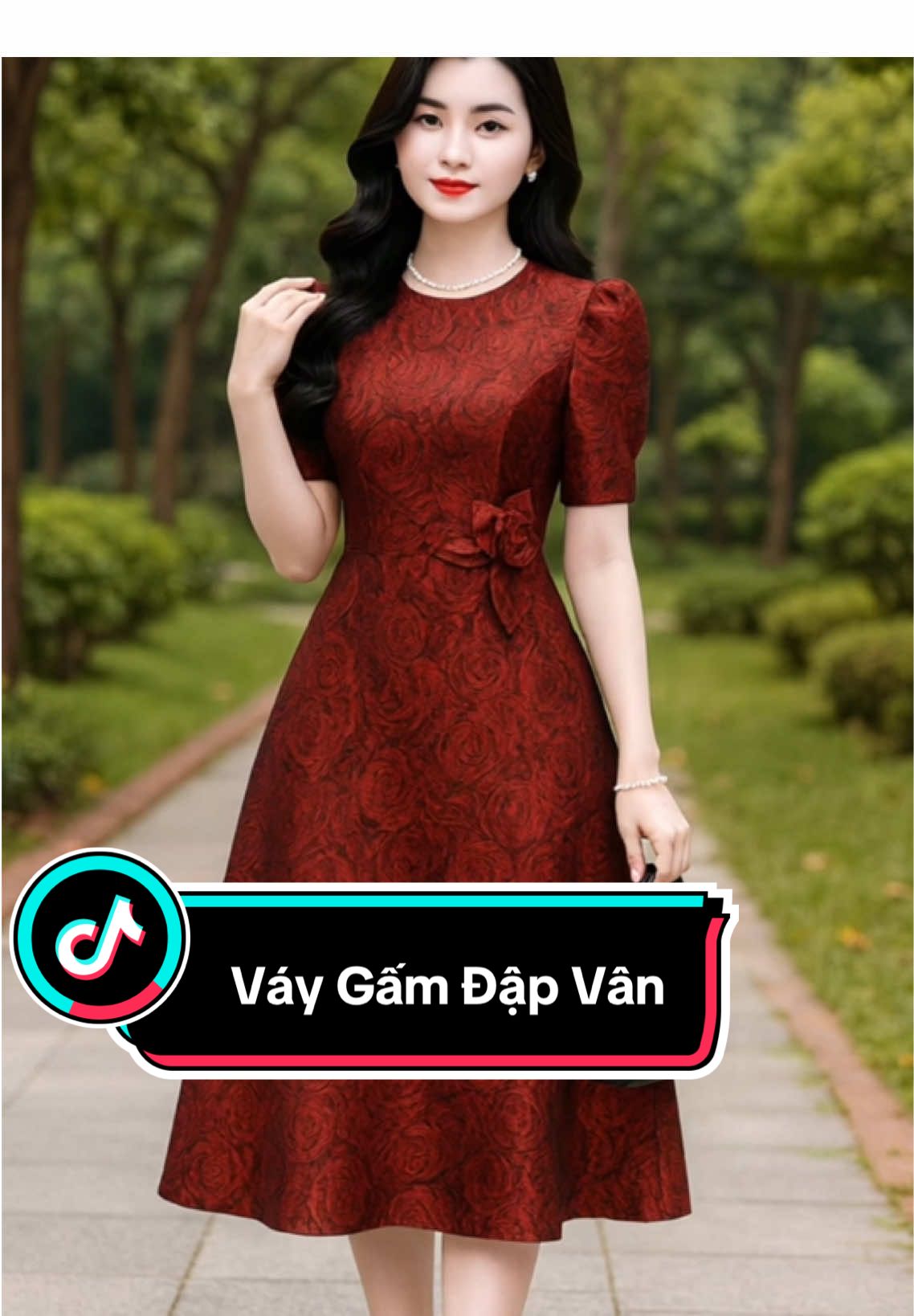 Quý cô yêu kiều nàng thơ thanh lịch thì không thể bỏ qua em váy gấm dập vân siêu sang #vay #vaythietke #vaycaocap #vaygam #vayditiec 