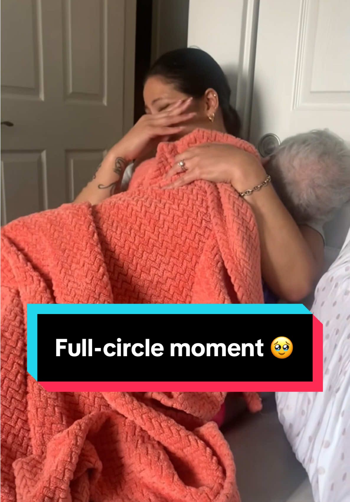 Some moments change you forever — especially the ones that come full circle 💫 A reminder that one day, the people who carried us may need us to carry them — and there is no greater honor than loving them all the way through 🥹❤️❤️ (🎥 via: Mimi Azawi - @Dear Diary )