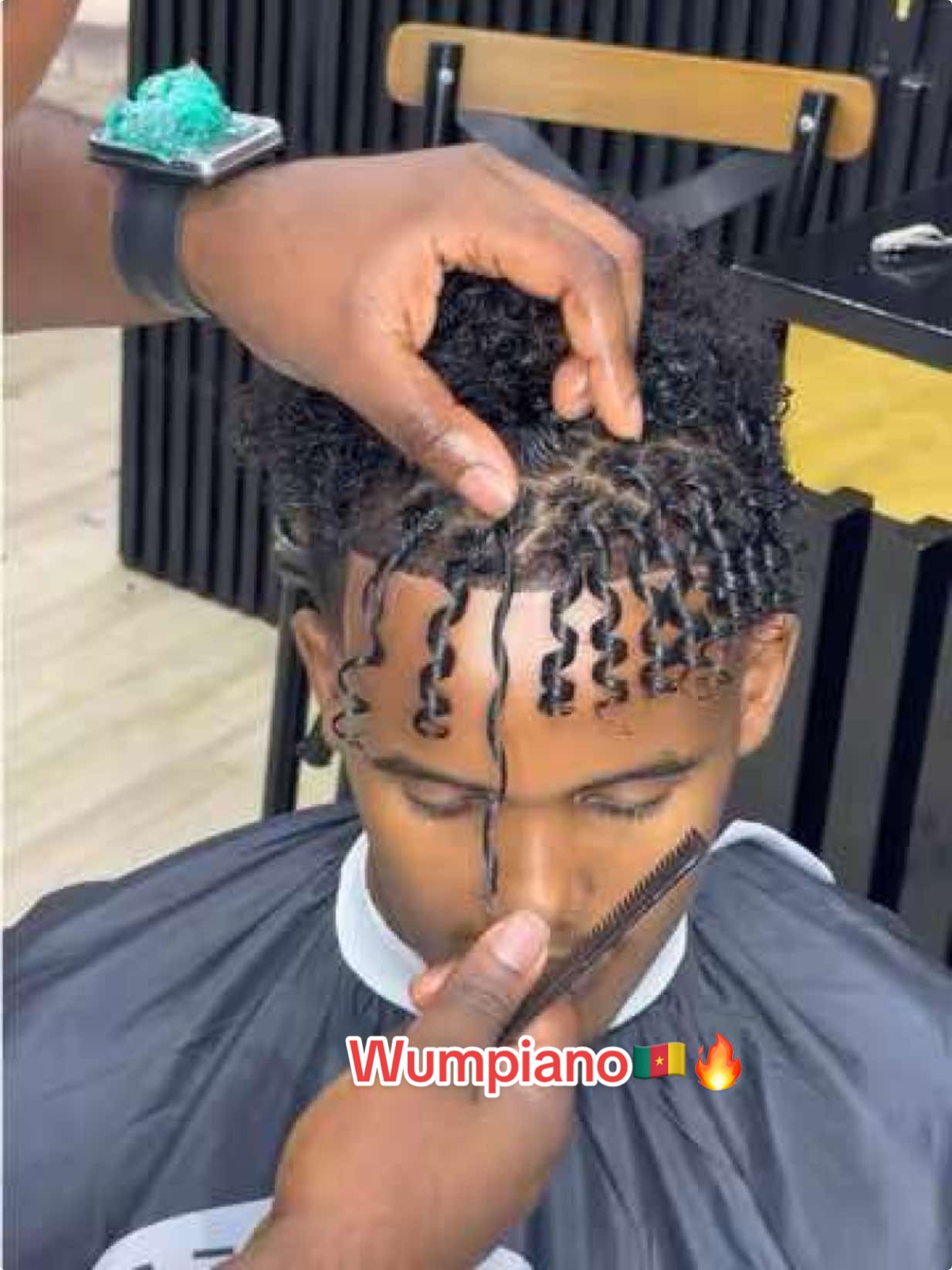Ahead brother man @😈 DONALDO⚰️💚🇨🇲 #camerountiktok🇨🇲 #curlyhair #bestbarber #coils #dreadlocks 