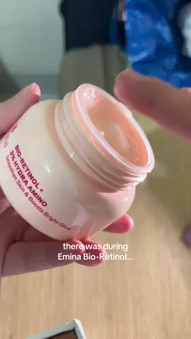 my skin journey yang semakin hari makin membaik dengan moist retinol emina✨ #moisturizeremina 