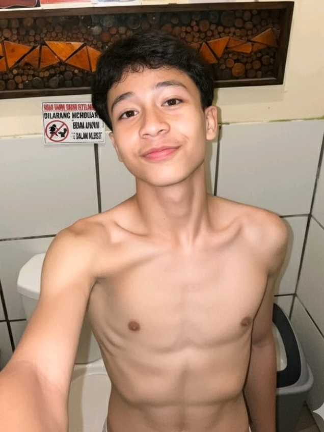 Membalas @sanitaaaaaa4 gimana gimana ganteng kan 😍 #tammppaan #rafii  #fyppppppppppppppppppppppp #cogan #coganlepasbaju