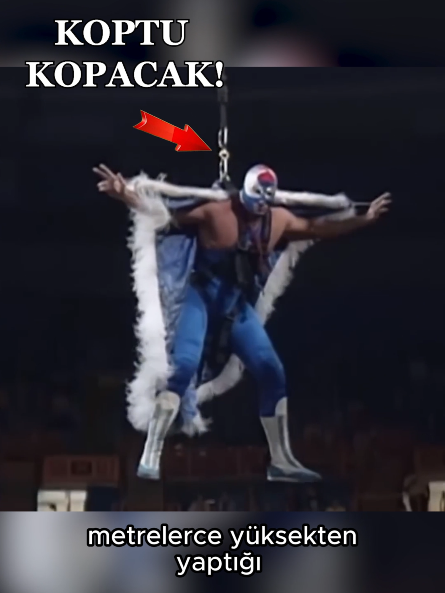 Owen Hart aynı babası gibi  Kanadalı Profesyonel bir güreşçiydi. Abisi Bret Hart ünlü bir güreşçi olduğu için onun isminin gölgesinde kalmak istemedi ve Blue Blazer imajını sahiplenerek mavi süper kahraman üniformasıyla uzun bir süre   ringde boy gösterdi. El Canek ile yaptığı karşılaşmada maskesi açılınca kimliğini daha fazla gizlemeyerek Owen Hart ismine yeniden dönüş yaptı. Bir kez Avrupa şampiyonluğu 2 kere ise Intercontinental Şampiyonluğunu aldı. 1999 yılında bir şampiyonluk müsabakasında eski imajını yeniden canlandırdığı bir müsabakada kimliği gereği yine süper kahraman gibi ringin metrelerce yukarısındaydı. Bir kabloya bağlı şekilde tavandan hızlıca inerek havalı bir giriş yapması planlanmıştı. Ancak, 25 metrelik yükseklikten ringin içine düştü ve kafasını ringin köşesine çarptı. Şov 15 dakika süreyle dursa da organizasyon iptal edilmedi ve Owen hastaneye kaldırıldı. Acı bir şekilde kurtarılamadı. Owen Hart'ın yaşadığı acı kaza hala güreş tarihinin unutulmaz trajedilerinden biri olarak hatırlanıyor.  #kaza #karanlıktakişeyler    (Görsellerden bazıları anlatımı güçlendirmek için yapılmış kurgusal çalışmalardır. Bilgi verme amacı taşımaz, günlük seyir amaçlıdır.  İçerik, anlatılan olay ve olgularla ilgili basın bültenlerinden, ve medyadan derlenen iddaların sunumudur. Hiçbir iddiayı sahiplenmez. Haber niteliği taşımaz. Yerel otoritelerin kararları dışında hiçbir iddia içermez. Herhangi bir kişi, kurum veya yeri hedef gösterme amacı bulunmamaktadır. İtham yoktur. )