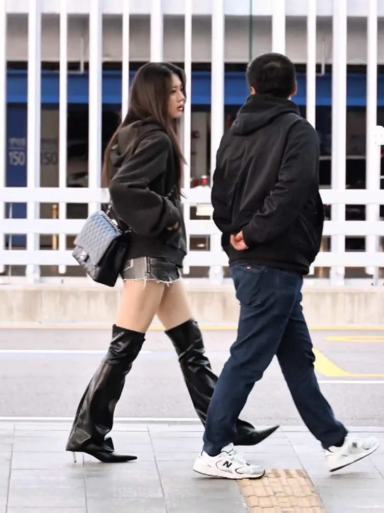 251121 #RORA airport  #BABYMONSTER #4umyauRora #fyp 