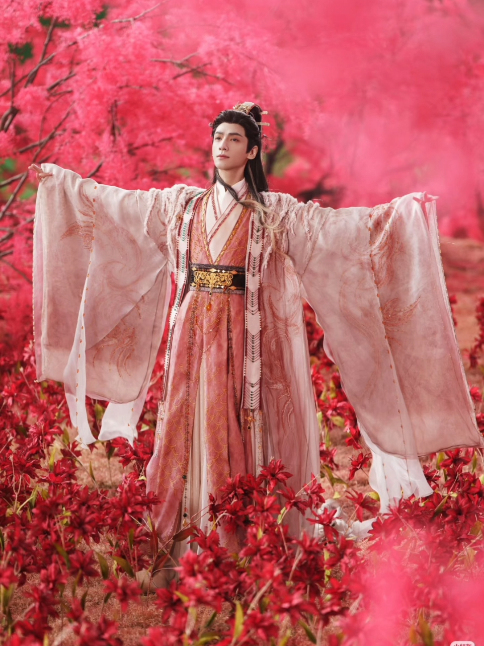 Jumlah hanfunya Tang Lici di Whispers of Fate ada 26 guyss 🙀🥰🫶🔥 maaf kalau ada yg kelewat wkwk #WhispersOfFate  #LuoYunxi  #LuoLeo  #AjibanerTangjia  #ShuiLongYin 