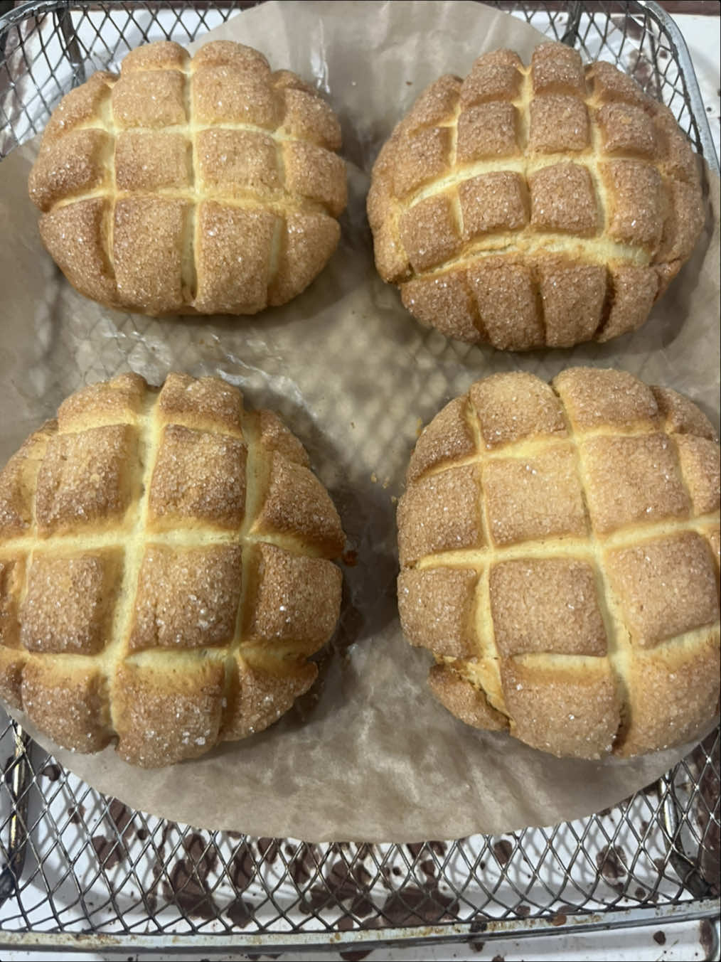Melon pan🥰 #bánhmidualuoi #muonanphailanvaobep #ngonxoanluoi #xuhuong 