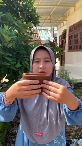 Gawe bapak2 cek tambah ganteng tuku dompet iki ae. #dompetpria #dompetcowok #dompetpriamurah 