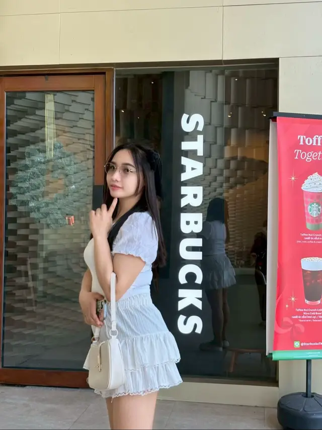 ไอ้แว่นนนนนนน😎 #เด็กแว่น #แว่นมานี่มา ☺️☺️                               #เที่ยวไปเรื่อย #สาวอวบ #ฟีดดดシ 