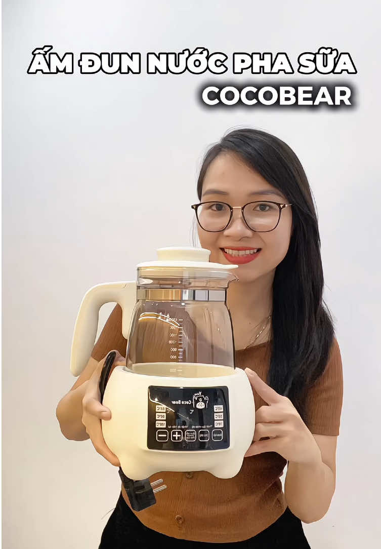 Ấm đun nước pha sữa Cocobear giá bình dân, có đầy đủ các tính năng cơ bản mà mẹ bỉm cần lun. Món đồ cần trong giỏ đồ đi sinh nha mẹ ơi. #amdunnuocphasua #amdunnuoccocobear #cocobear #mevabe #dodisinh 