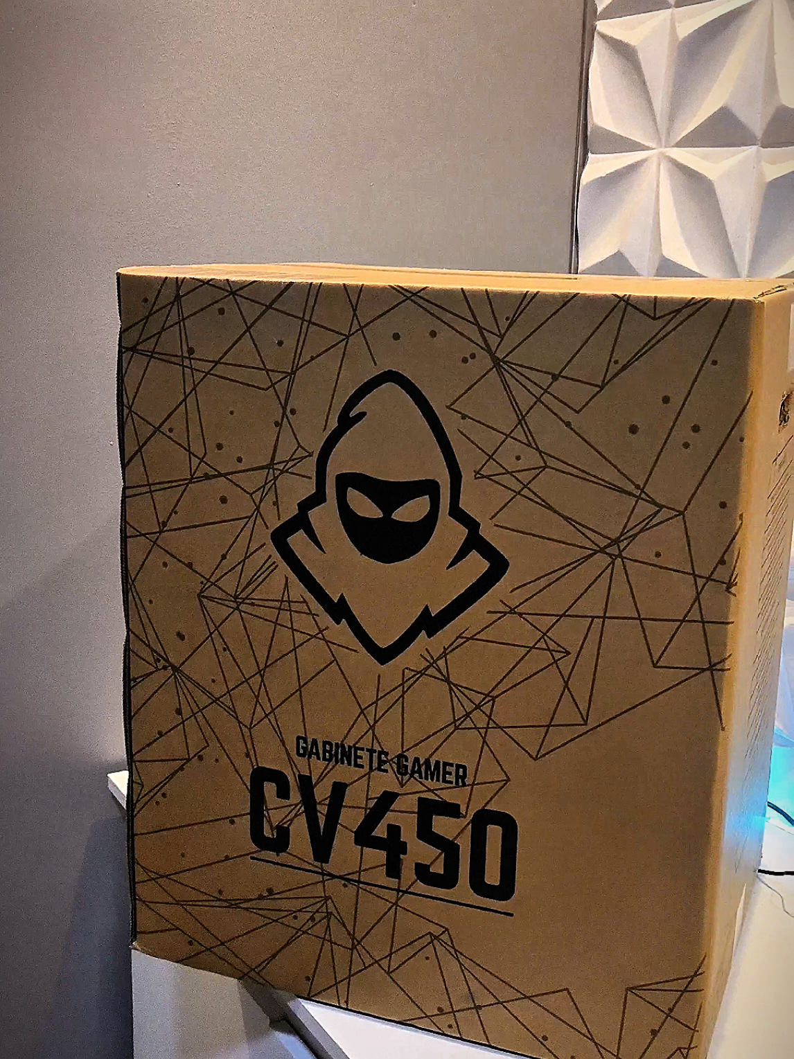 umboxing do gabinete Mancer CV450. Presente do meu amigo @Rafa in game tmj irmão 👊🏻 Segue ai e acompanhem essa nova saga da montagem do PC logo teremos mais umboxin das outras peças. . . . . . . #gameplay #paravoce #foryou #pcgaming #umboxing  . . . @Pichau 