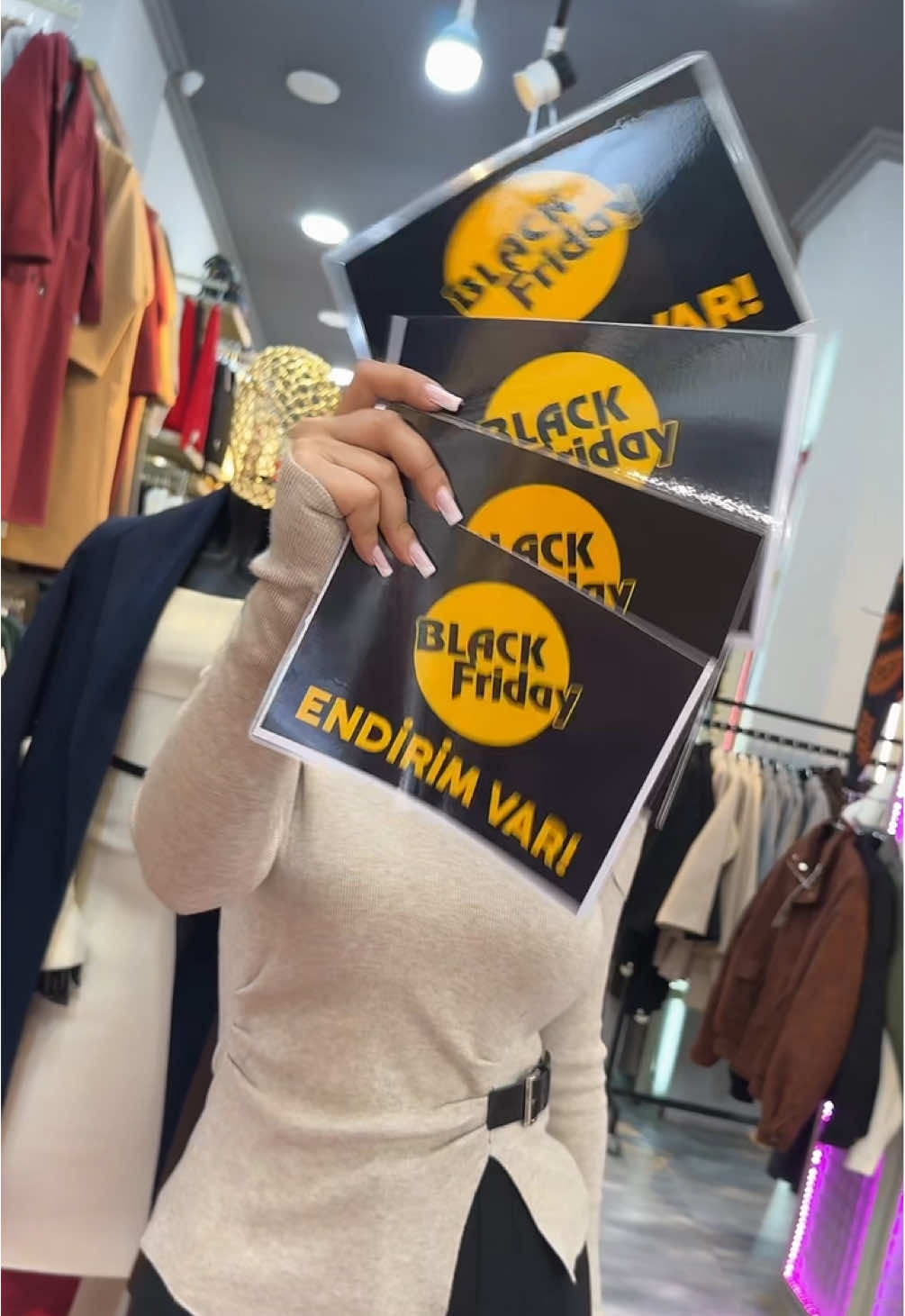 New collection😍🛍️ ⏱️İş saatı: 09:00:22:00 📲WhatsApp:070-303-05-00 📦Çatdırılma Xidməti Var. 📍Ünvan: Xırdalan şəh, Mehdi Hüsüyinzadə küçəsi,118 (Bank Respubilkanın yanı ) #moda#modaaz#fasion#kesfet#xırdalan