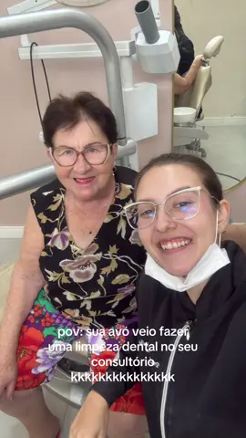 e ainda veio com um conjuntinho da farm 