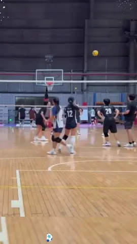 Be careful with your head when playing volleyball 🤣#funny #fyp #fail #funnyfail #volleyball 