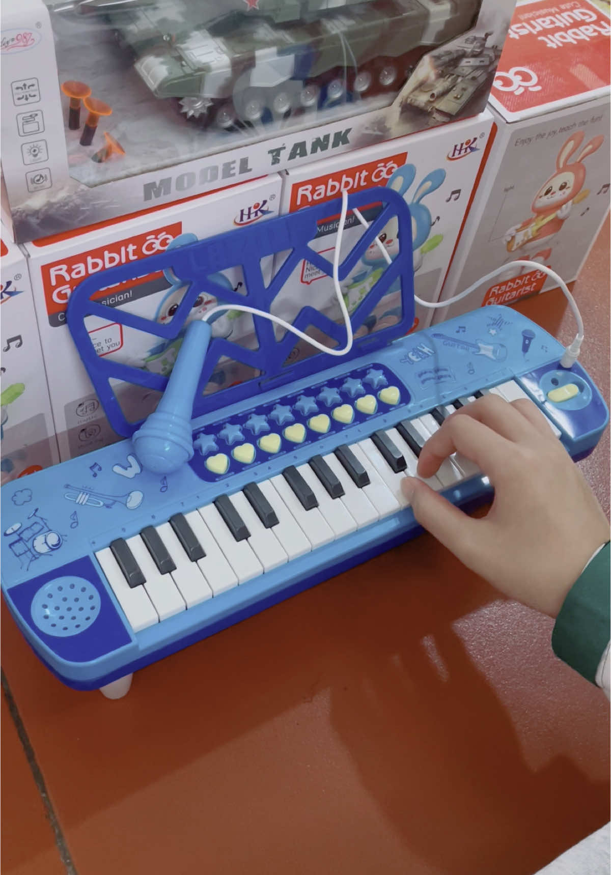 Đồ Chơi Đàn Piano Kèm Mic Sử Dụng Pin Giúp Các Bé Yêu Đánh Nhưng Bài Hát Hay #dochoi #dochoitreem #dandochoi #dochoidanpiano 
