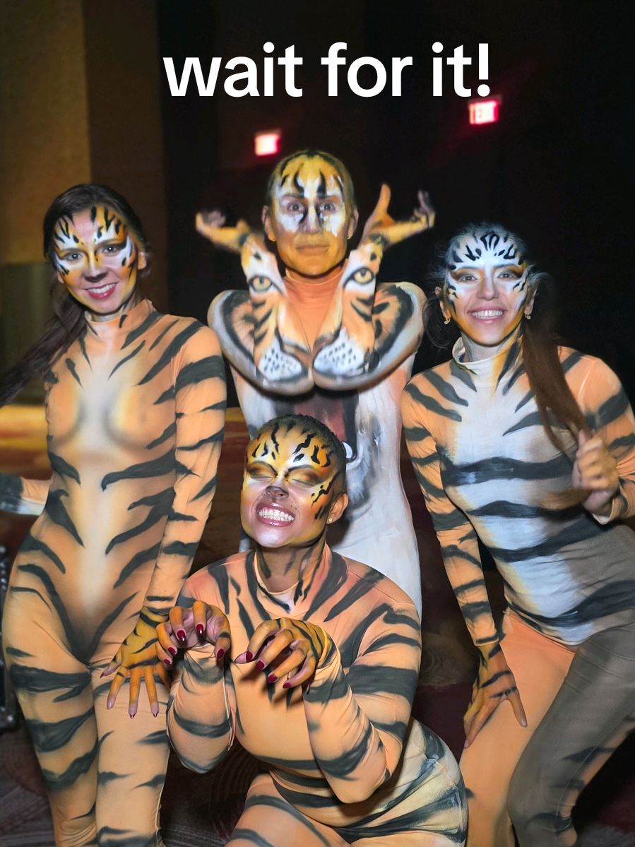 🎬 Wait for it! 🐅🔥 What an amazing night at the Seminole Hard Rock Hotel & Casino Hollywood supporting SOS Children’s Village Florida -this event raised over $1.4 MILLION 🙌❤️ Truly inspiring to see so much love and support come together. For this special evening, I body-painted 4 models into fierce tigers as part of the entertainment 🐯🎨 Huge shout-out to ESG tallent for producing such an unforgettable, high-energy event - always raising the bar 👏  #AirbrushHero #bodypaintingillusion #BodyPainting #tigerillusion  #EventArt 
