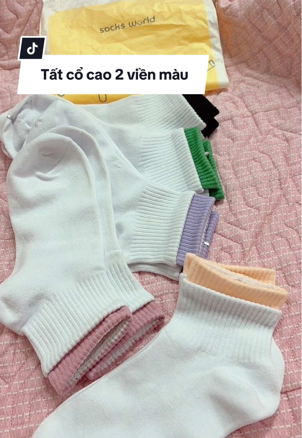 Tất cổ cao 2 viền màu đi vừa đẹp vừa ấm vừa êm #tất #tatcaoco #tatnamnu #socksworld #riviudocuaemgai 