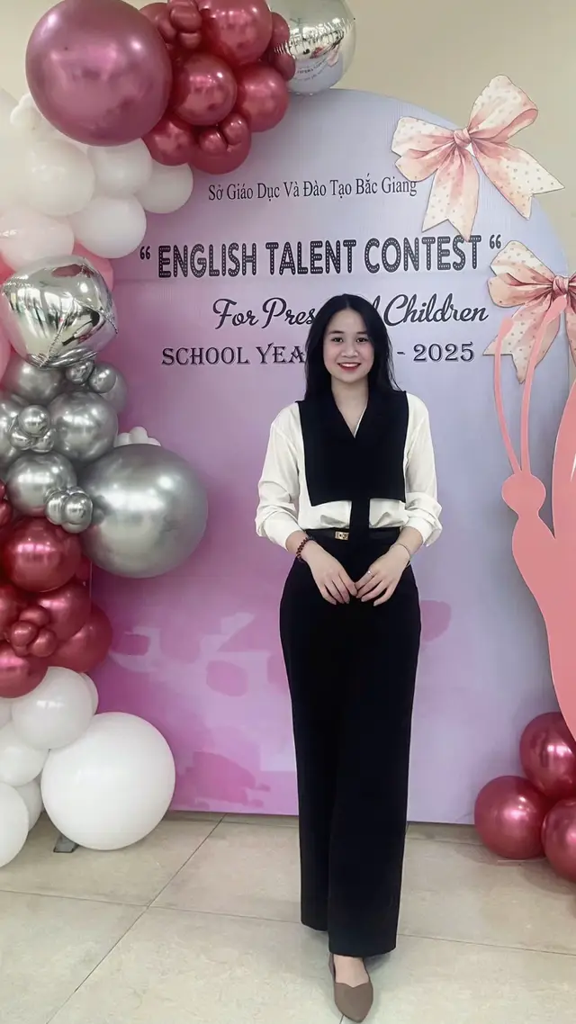 Vợ làm giáo viên chồng làm nghề gì thì phù hợp ạ😪