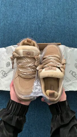 Winter fashion shoes🥳 🥳#fashiontiktok #fashion #fouryour #fyp #viral 