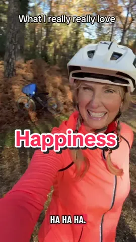What do you really really love? Something that’s so simple that makes you smile 😀  #happiness #dowhatyoulove #lifeover50