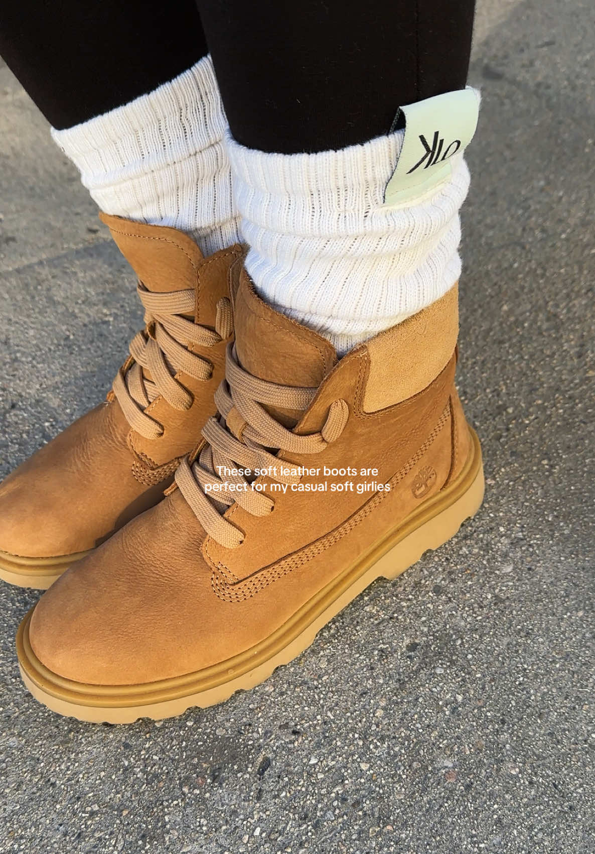 I think I like these better than the classics #OOTD #boots #casualoutfits 