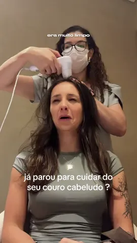pqe cuidamos tanto dos fios mas não da raiz? 😮‍💨 se você está lidando com queda, oleosidade, sensibilidade, afinamento ou só quer que seu cabelo cresça mais forte, sério… vale muito visitar um head spa como esse fiz tudo isso na @komowellness.br , head spa referência no mercado asiático e que acabou de chegar no brasil 🫶🏼  já amei e consegui um cupom pra vcs ! “BELLA” pra receber 15% de desconto nos tratamentos deles! 🫶🏼🫡 me conta o que vc achou e se já tinha parado para dar atenção ao seu couro cabeludo 🫶🏼