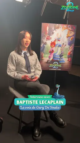 À l'occasion de la sortie de Zootopie 2, j'ai eu la chance de rencontrer Baptiste Lecaplain la voix de Gary De'Snake 🐍🤪 Il m'a raconté quelques anecdotes de doublage, c'était super intéressant ☺️ (partie 2/2) #interview #doublage #zootopie2 @disneyfr 