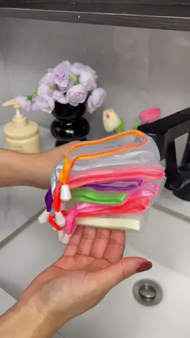 One bag is multi-purpose! Not only can soap be filled, but also facial cleanser and shower gel can make super rich foam!#goodthing #tiktokshop #good #foam #soap 