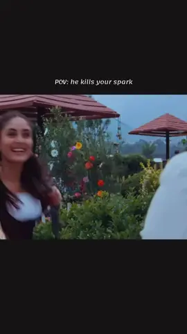 a girl’s spark #jabwemet #heartbreak #bollywoodmovie #desitiktok #bollywoodedits  