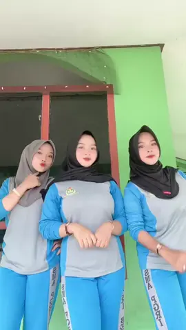 Bertemu lagi Bareng Kk SMA PGRI BETUNG @dyhaa💋 @celsyolimpiaa @auraaa_𐙚⋆°.  #fyppppppppppppppppppppppp #f #fyp #fy #SMASPGRIBetung 