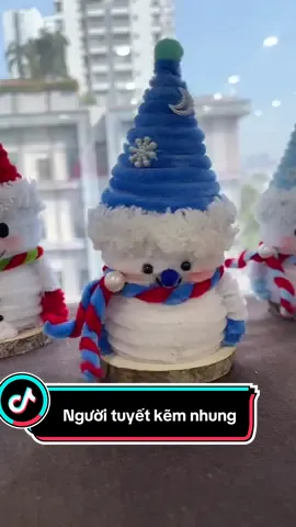 Người tuyết làm bằng kẽm nhung nhiều màu siêu cute để decor bàn làm việc hay trang trí đều thấy cưng nha #nguoituyet #decornoel #decor #viral #ttlk  @Kênh Của Duyên🎀  @Kênh Của Duyên🎀  @Kênh Của Duyên🎀 