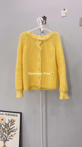 This sunshine yellow knit cardigan is winter’s bright spot☀️—soft, cozy, and now on clearance!!🧀🧸 #knitsweater #ootdinspo #chic #clearance #tiktokshopholidayhaul 