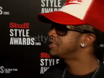 Omarion at the 2005 Stuff Style Awards #omarion #y2kfashion #2005 #foryoupageofficial #fypppppppppppppp 