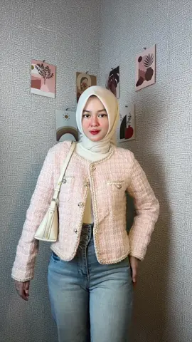 Cantik banget cardigan bikin look kelihatan manis🫶🏻✨😍#blazeroutfit #cardigan #outfitideas #outfit 