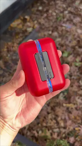 How to warm your hands in less than 1 minute 🥶 (Plus they make for a great budget-friendly stocking stuffer 🎁) #amazonfinds #winterhack #coldhands #gadgets #amazonfavorites 