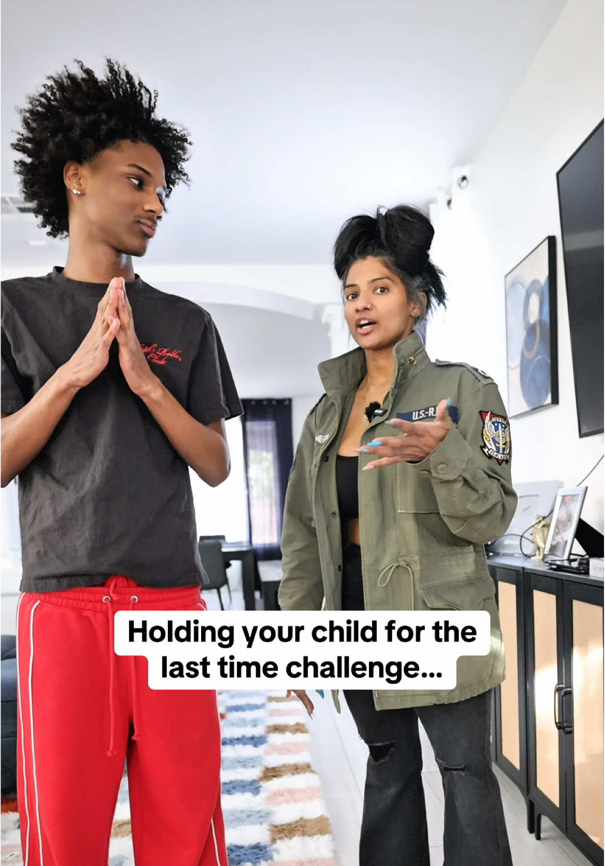 My kids are way too good for this trend. They are literally all taller than me. 😭 i’ll need about 9524468543 days from my back to recover. 🩼 #m#momof9g#grownkids