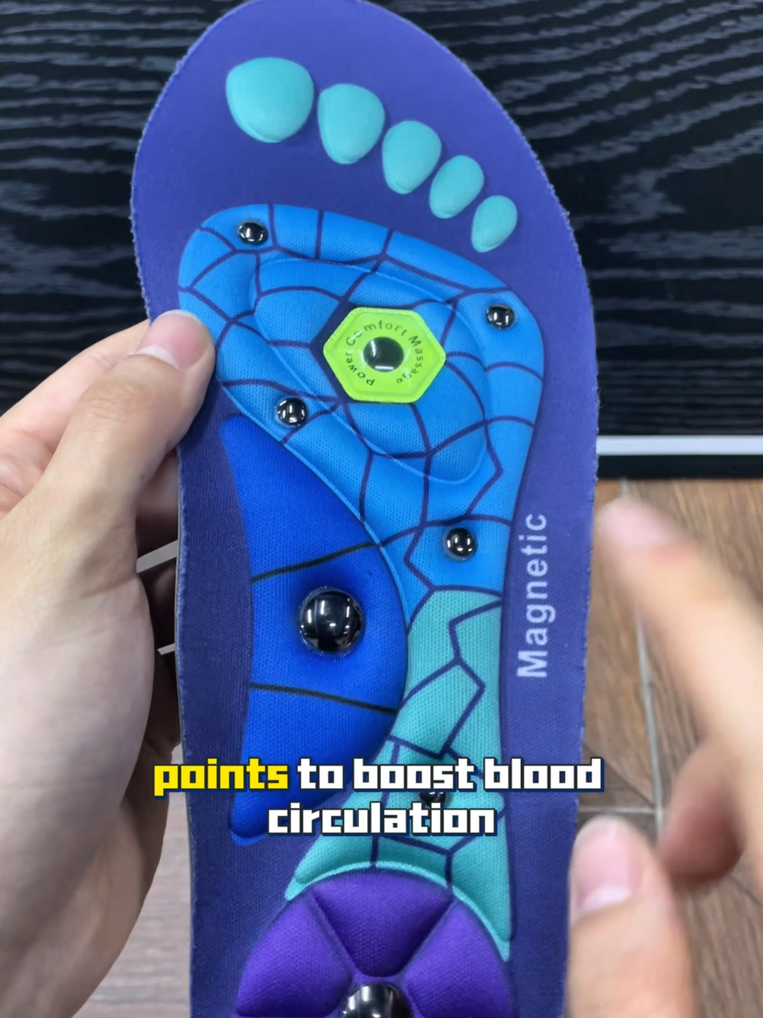 Tired feet from standing too long? This insole massages your feet as you step—no soreness even after a full day of standing! #insoles #shoeinsoles #sorefeet #footpain #comfortable #pressurepoints  #spotlightfinds #blackfriday #fyp #techtok #workout