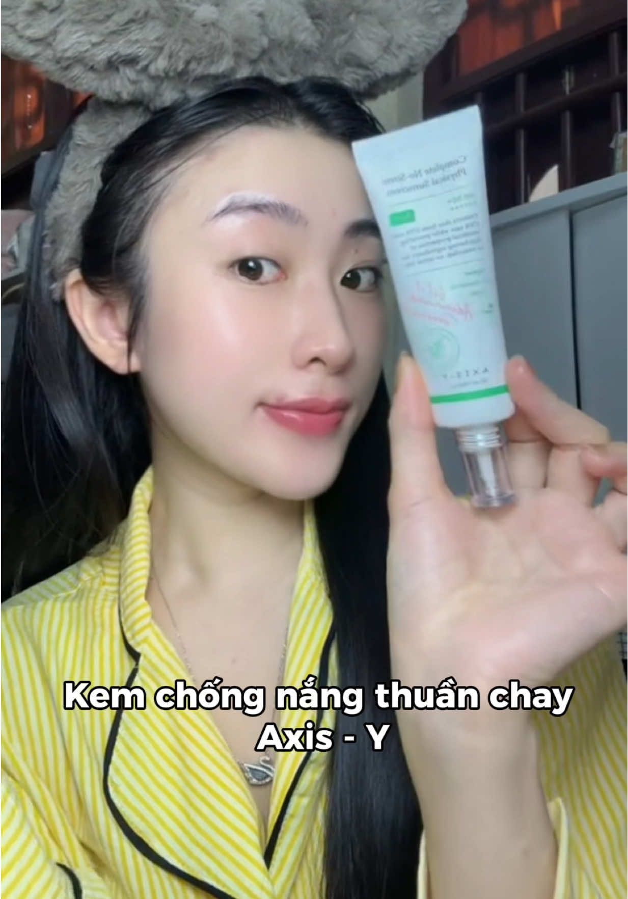 Chống nắng thuần chay cực lành tính còn dưỡng ẩm dưỡng sáng da 👍 #axisy #kemchongnangaxisy #goclamdep #xuhuong #reviewlamdep 
