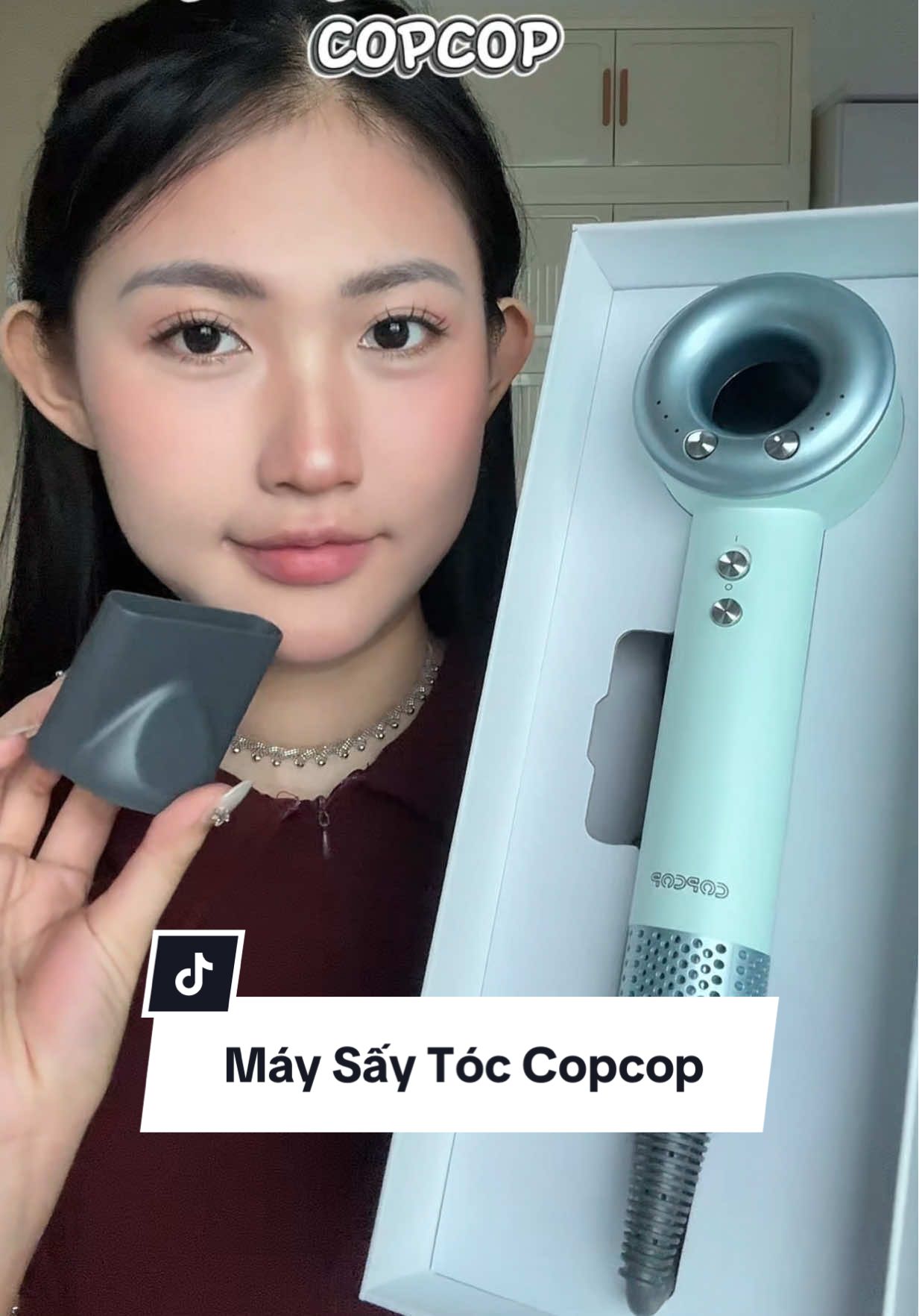 máy sấy vừa xinh lại vừa khoẻ, sấy khoẻ, tóc khô nhanh mà không lo bị xơ nhờ có tích hợp ion âm #copcop #copcopmaysaytoc #maysaytoc	