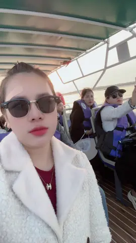 Chúng mình đi đâu đó nhỉ 😛😛😛