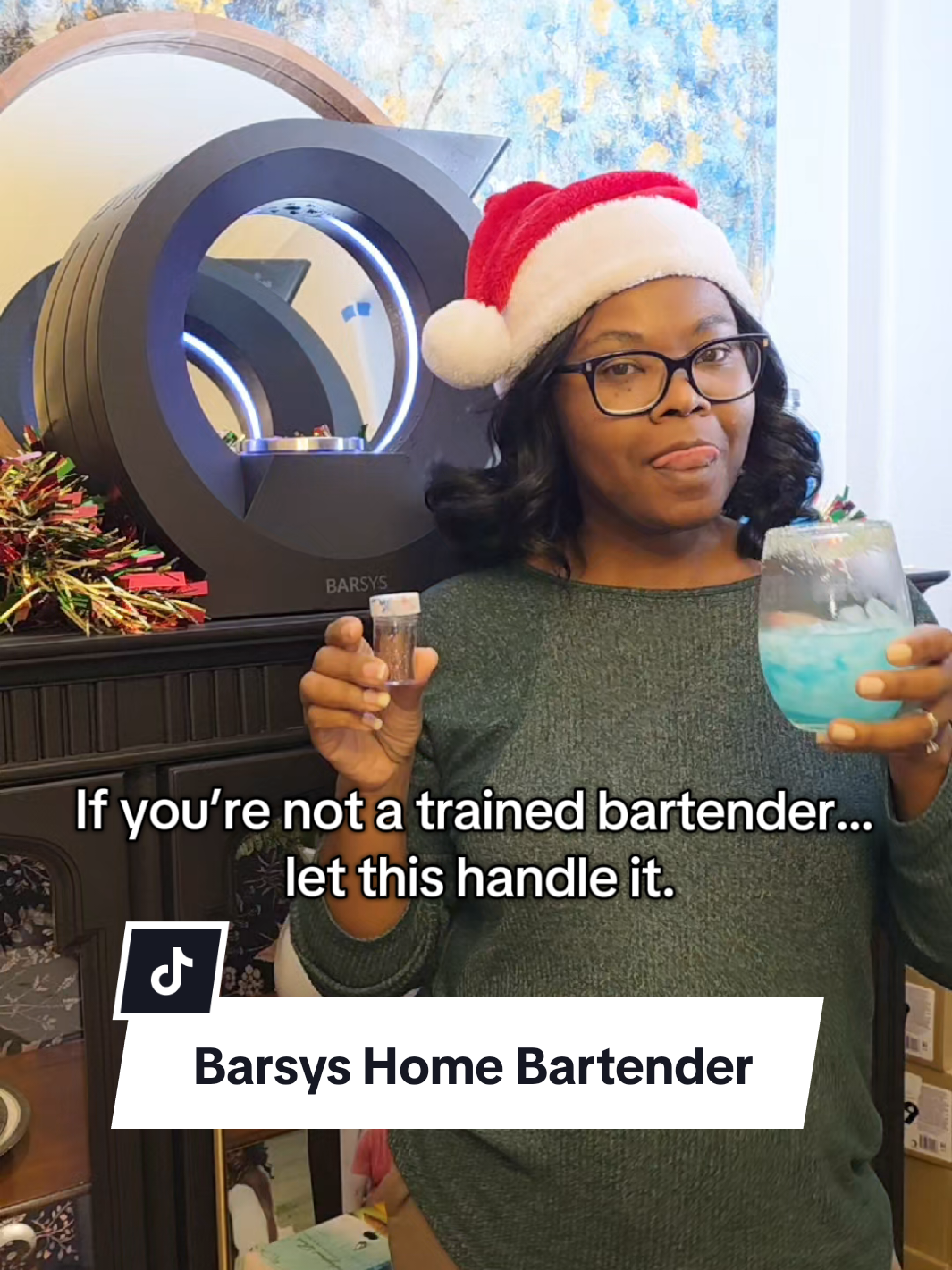 This 360 cocktail mixer is for anyone who wants perfect drinks without ever shaking a shaker again. @Barsys Cocktails  #athomebartender #cocktails #barsys #cocktailmaker #cocktail 