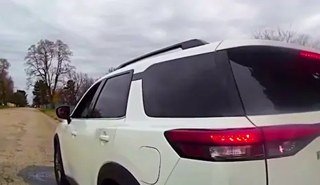 Man attempts to pull over a police officer #copsoftiktok ##policeofficer##policeofficers##fypシ