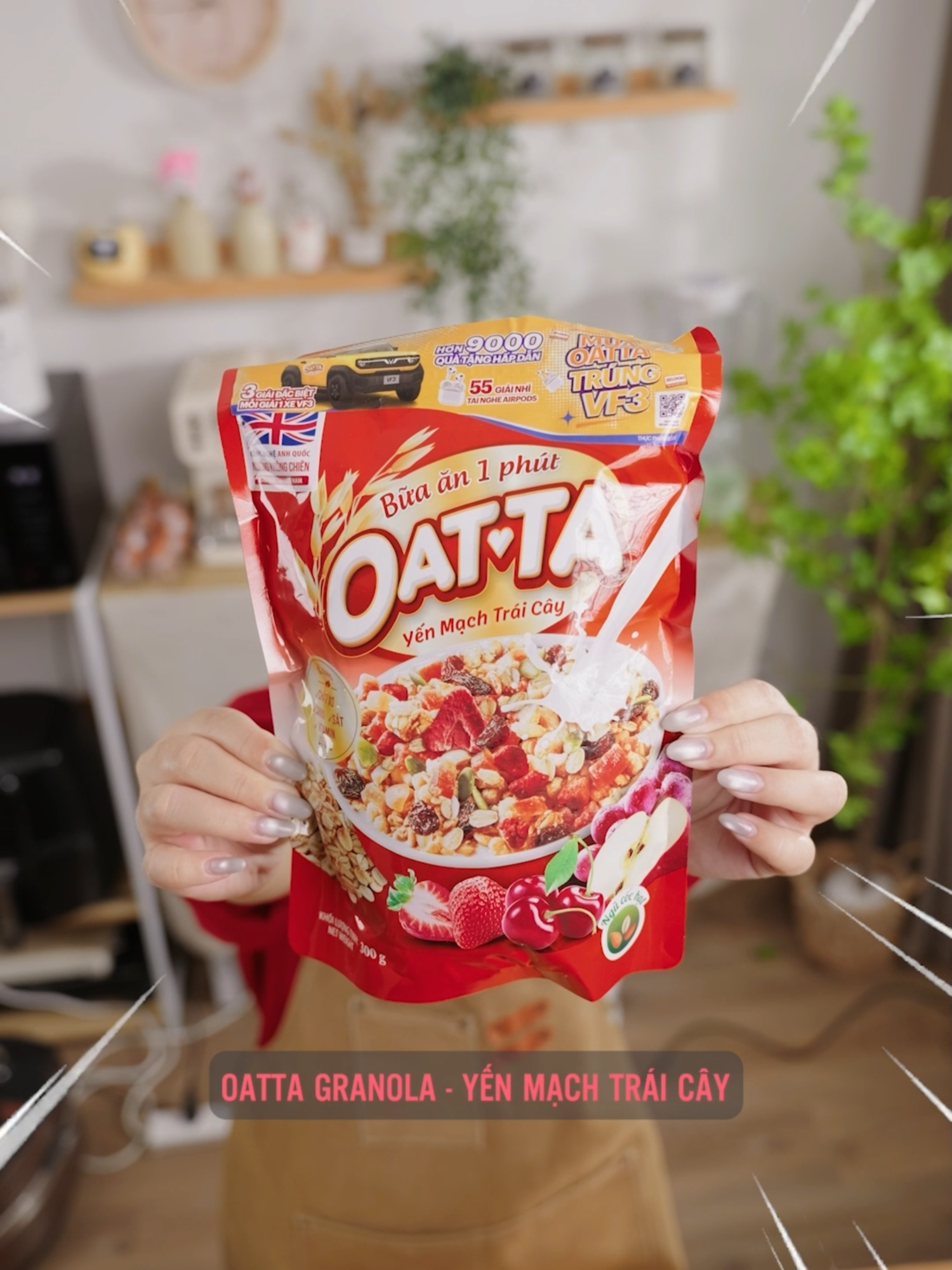 Bánh 1 phút và bánh 1 tiếng, cái nào ngon hơn? Để OATTA Granola bật mí ngay trong video sau đây mẹ nhé! 😜 #OATTAGranola #BữaĂn1Phút #OATTA #Granola #BữaĂn1Phút #eatclean #granola #healthy #ngucoc #dinhduong