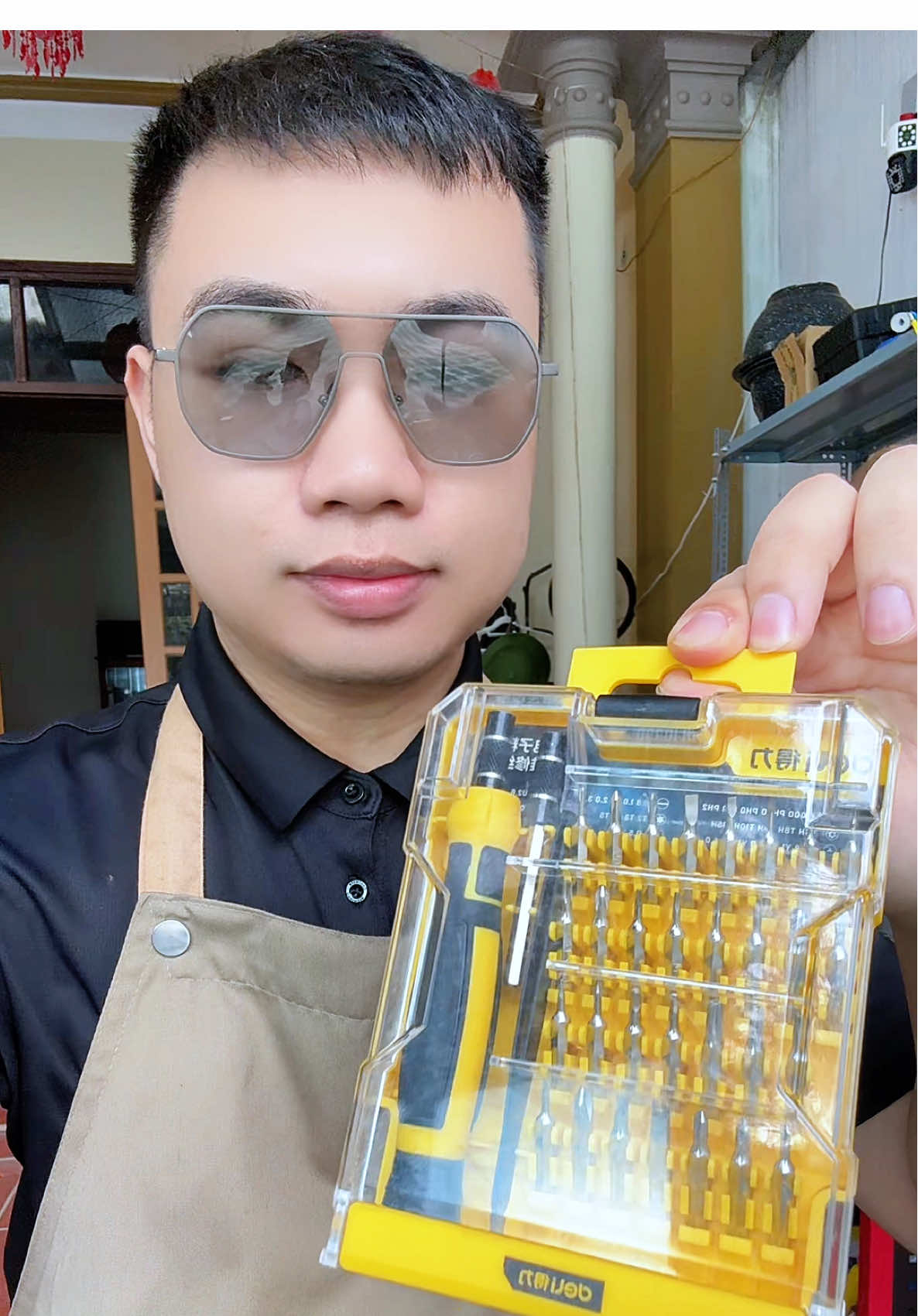 Bộ tua vít 33 chi tiết