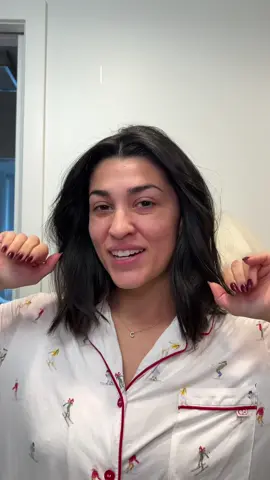 Vlogmas!! Birthday morning 🥂✨🎁🎈  #morningroutine #morningvlog #birthdaymonth #dayinmylife #family 
