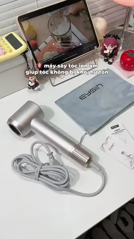 Từ ngày chuyển qua dùng máy sấy ion âm là tui mê đến giờ luôn á, hong bị khô hay hư tổn tóc nữa òiii #unboxwithvie #eysin #maysaytocthd21 #thd21 #maysaytoc 