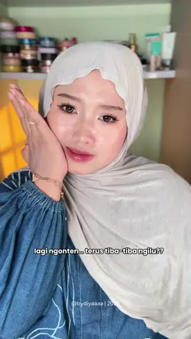 Lagi ngonten, senyum udah siap… tiba-tiba gigi malah ngilu 😭 Ternyata enamel aku mulai menipis, makanya gampang cenut-cenut. Sekarang pakai MEETO HAP Shield dengan HAP yang bantu memperbaiki enamel gigi dan ngurangin ngilu secara lembut. Lebih tenang ngonten tanpa takut ngilu lagi ✨🤍 @Metoo Beauty  #HAP #Memperbaikienamelgigi #METOO #metoosmile #metooHAPismile