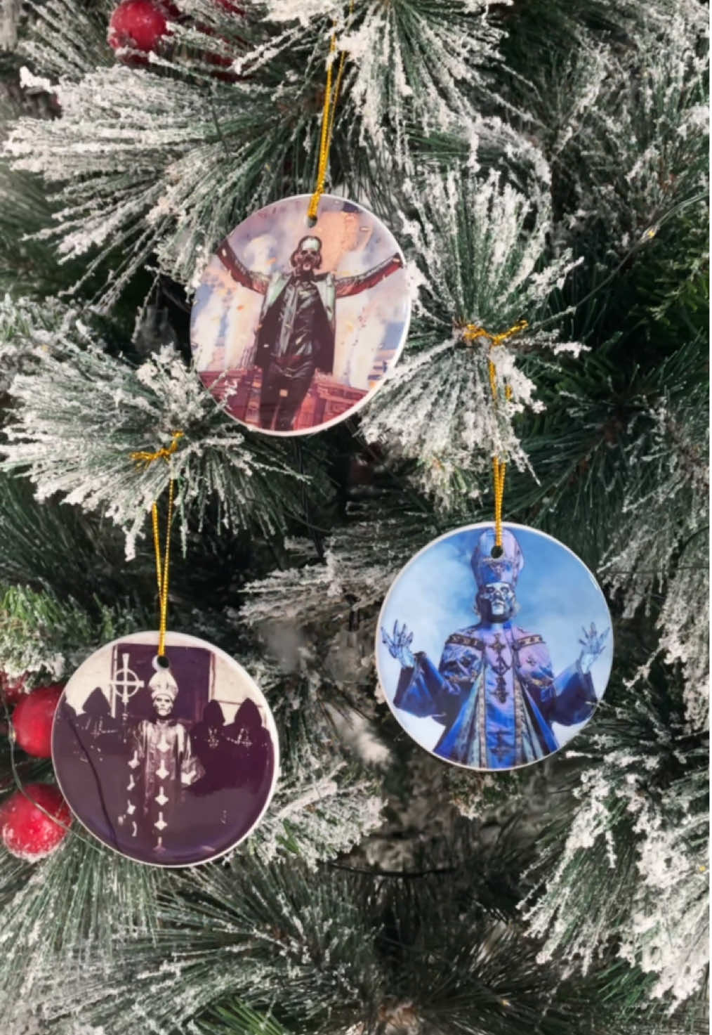 Bring a little theatrical darkness to your tree🎁🖤🎄 #thebandghost #ghostband #ghostbandornament #ornaments #fyp 